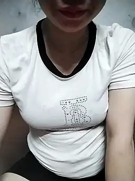 Mie rose online show from June 12, 2026, 1:10 pm