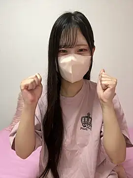 Snapshot of noa_uxu chatting on September 29, 2025, 1:11 am noa uxu online show from September 29, 2025, 1:11 am