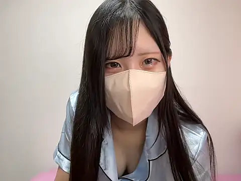 Snapshot of noa_uxu chatting on October 13, 2025, 12:32 am noa uxu online show from October 13, 2025, 12:32 am