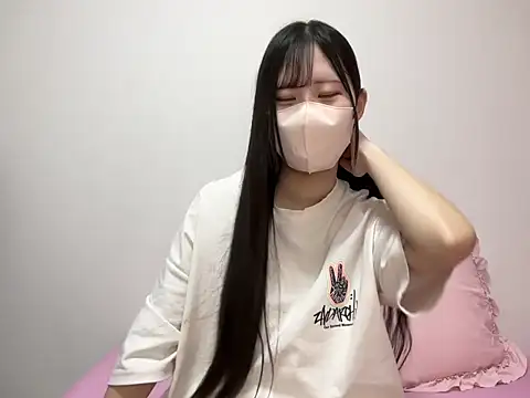 Snapshot of noa_uxu chatting on October 14, 2025, 10:05 am noa uxu online show from October 14, 2025, 10:05 am