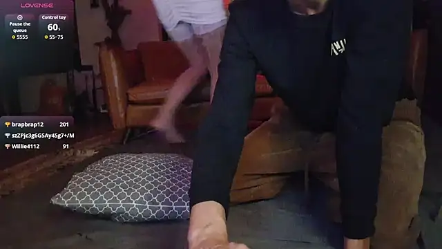 Snapshot of squirtproff chatting on September 18, 2025, 9:50 pm squirtproff online show from September 18, 2025, 9:50 pm