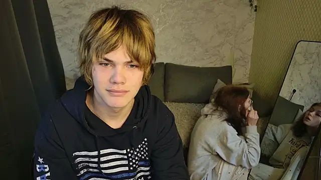 Bonnie And C1yde online show from April 27, 2026, 5:16 am