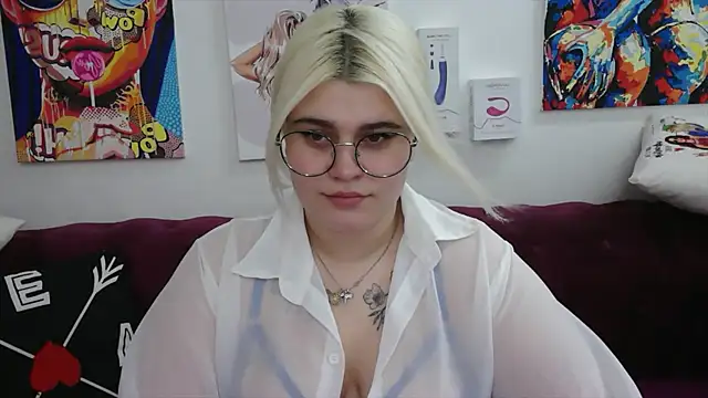 Amber Monro online show from October 13, 2025, 1:49 am