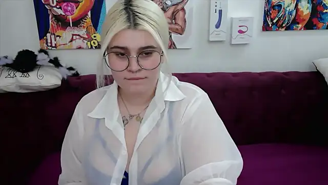 Amber Monro online show from October 20, 2025, 2:12 am