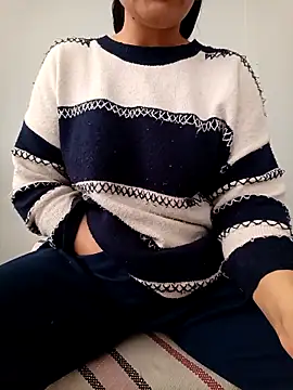 ezgi2545 online show from February 3, 2026, 12:21 pm