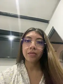 Sara-cooper2 online show from December 21, 2025, 12:12 pm