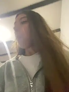 Sara-cooper2 online show from February 24, 2026, 2:31 am