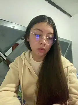 Sara-cooper2 online show from June 5, 2026, 6:52 am