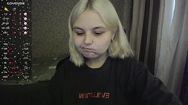 Snapshot of vendymories chatting on September 16, 2025, 6:47 am vendymories online show from September 16, 2025, 6:47 am