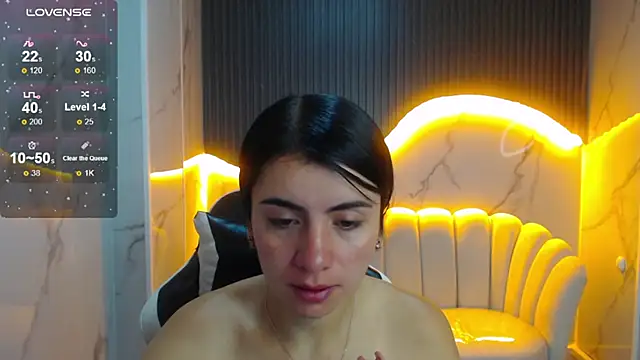 Snapshot of Eilyn_love_b chatting on September 29, 2025, 12:54 pm Eilyn love b online show from September 29, 2025, 12:54 pm