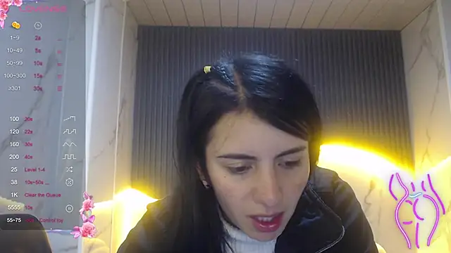 Snapshot of Eilyn_love_b chatting on October 7, 2025, 12:46 pm Eilyn love b online show from October 7, 2025, 12:46 pm