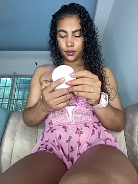 SophieD online show from March 12, 2026, 11:49 am