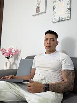 blackbullger  online show from September 11, 2025, 11:32 am