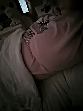 Snapshot of Monella52 chatting on February 17, 2026, 9:50 am Monella52 online show from February 17, 2026, 9:50 am