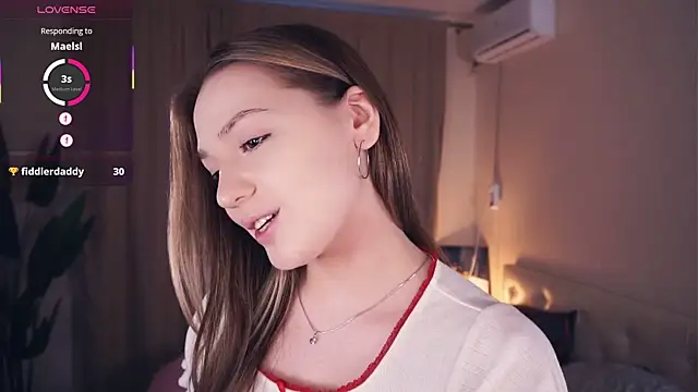 Snapshot of NguyetHankey chatting on December 16, 2025, 6:18 am NguyetHankey online show from December 16, 2025, 6:18 am