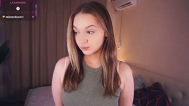 Snapshot of NguyetHankey chatting on December 22, 2025, 6:10 am NguyetHankey online show from December 22, 2025, 6:10 am