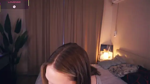 Snapshot of NguyetHankey chatting on December 23, 2025, 6:22 am NguyetHankey online show from December 23, 2025, 6:22 am