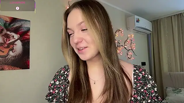 Snapshot of NguyetHankey chatting on January 6, 2026, 6:17 am NguyetHankey online show from January 6, 2026, 6:17 am