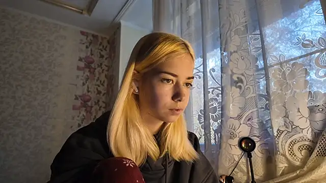 Witching Moon online show from October 7, 2025, 7:27 am