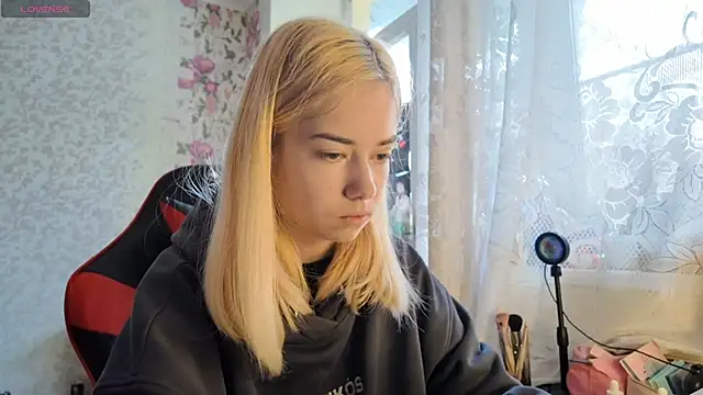 Witching Moon online show from October 11, 2025, 7:18 am