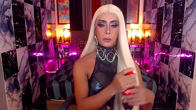 SeductiveAshleyTS online show from November 6, 2025, 6:03 am