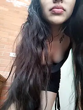 Goddesscut333 online show from November 8, 2025, 6:29 pm