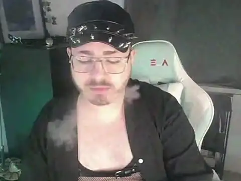 FabianKinky online show from September 17, 2025, 4:41 pm