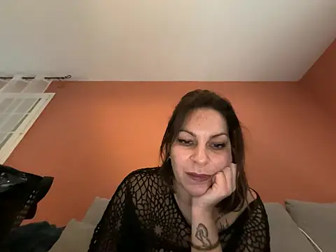 minettedusud online show from January 16, 2026, 9:35 am