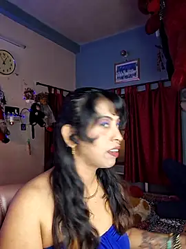 Love Beauty01 online show from May 9, 2026, 6:57 pm