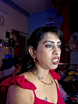 Love Beauty01 online show from June 15, 2026, 6:43 pm