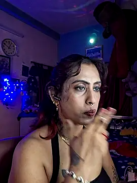 Love Beauty01 online show from July 2, 2026, 6:58 pm