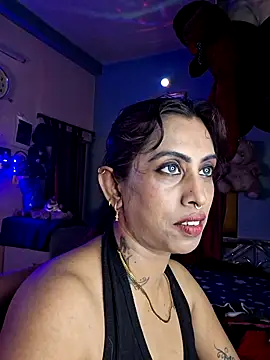 Love Beauty01 online show from July 5, 2026, 7:10 pm