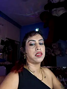 Love Beauty01 online show from July 9, 2026, 6:45 pm