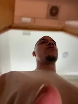 Snapshot of AlphaMasterXxx chatting on October 11, 2025, 12:04 pm AlphaMasterXxx online show from October 11, 2025, 12:04 pm