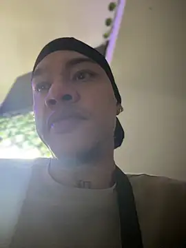 Snapshot of AlphaMasterXxx chatting on October 24, 2025, 3:14 am AlphaMasterXxx online show from October 24, 2025, 3:14 am