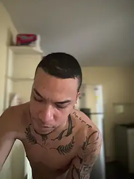 Snapshot of AlphaMasterXxx chatting on October 26, 2025, 12:55 pm AlphaMasterXxx online show from October 26, 2025, 12:55 pm