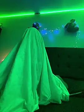 AlphaMasterXxx online show from March 16, 2026, 1:44 am