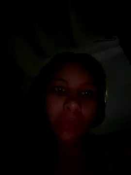 Thegirlofthe1000counts online show from September 12, 2025, 4:34 am