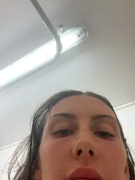 Snapshot of MilaRenee chatting on September 25, 2025, 7:39 pm MilaRenee online show from September 25, 2025, 7:39 pm