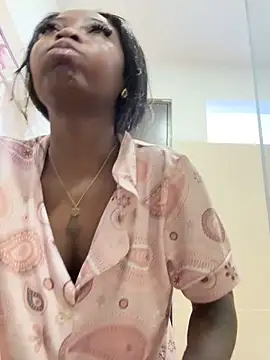 EmilyKisx online show from October 30, 2025, 2:07 pm