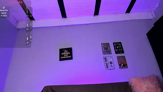 Snapshot of elizabethboltXXX chatting on February 10, 2026, 7:40 pm elizabethboltXXX online show from February 10, 2026, 7:40 pm