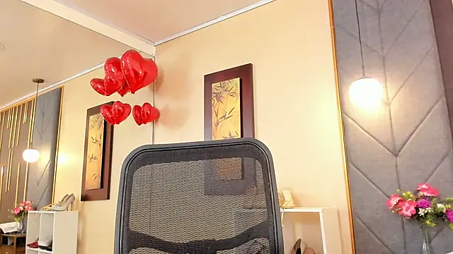 OliviGrace online show from December 17, 2025, 10:16 pm