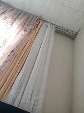 Snapshot of Azginboga2358 chatting on September 19, 2025, 12:17 pm Azginboga2358 online show from September 19, 2025, 12:17 pm