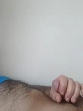 Snapshot of Azginboga2358 chatting on September 24, 2025, 6:28 am Azginboga2358 online show from September 24, 2025, 6:28 am