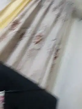 Snapshot of Azginboga2358 chatting on September 28, 2025, 5:40 pm Azginboga2358 online show from September 28, 2025, 5:40 pm