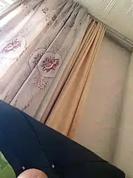 Snapshot of Azginboga2358 chatting on October 27, 2025, 6:17 am Azginboga2358 online show from October 27, 2025, 6:17 am