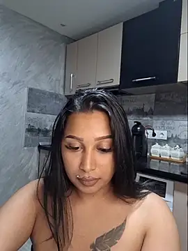 JaneetDeea online show from May 8, 2026, 11:43 pm