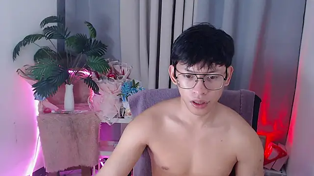 pinkcock froi2305 online show from March 3, 2026, 1:56 am