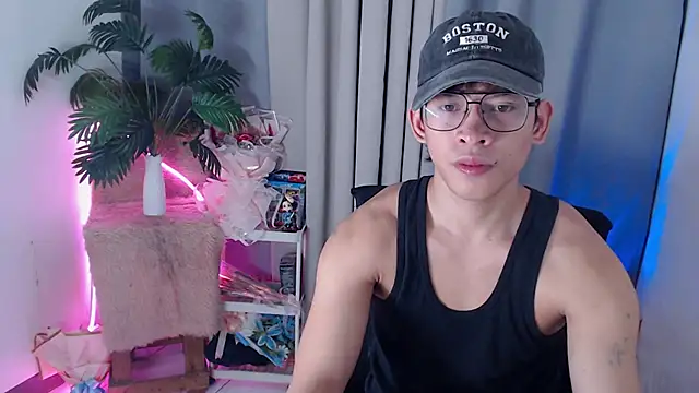 pinkcock froi2305 online show from March 13, 2026, 5:58 am