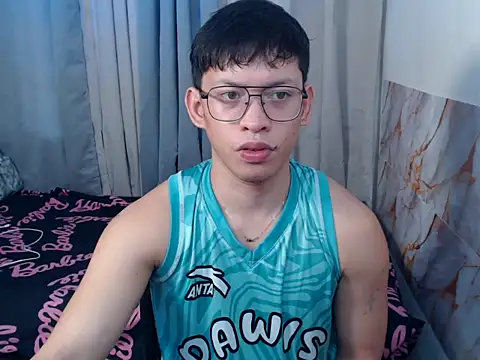 pinkcock froi2305 online show from July 11, 2026, 4:37 am
